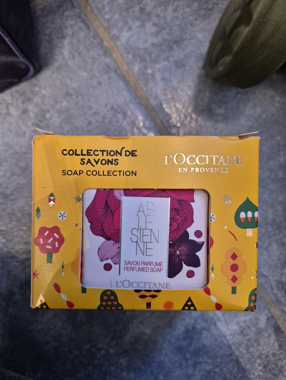 L'OCCITANE Arlésienne Perfumed Soap - 4 soaps, new in box, never used